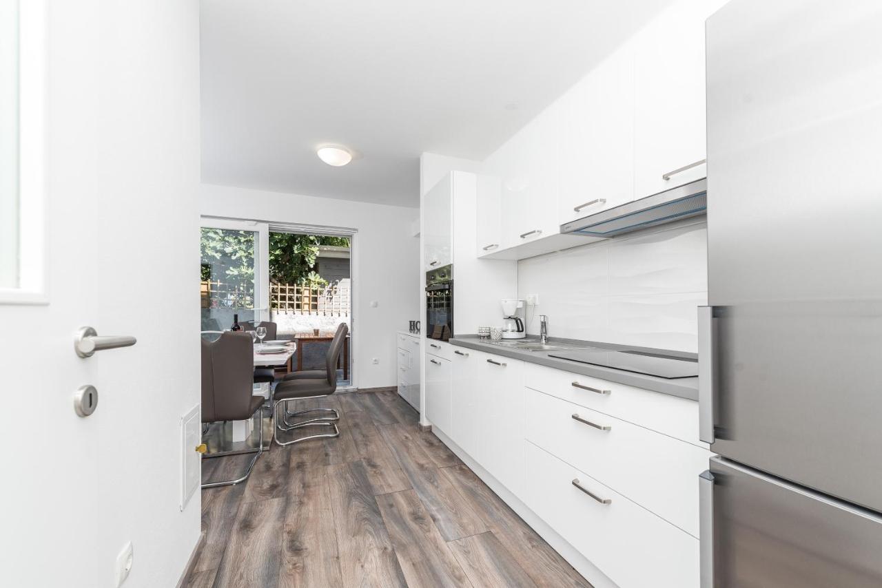 Apartments Janice Пакоштане Экстерьер фото