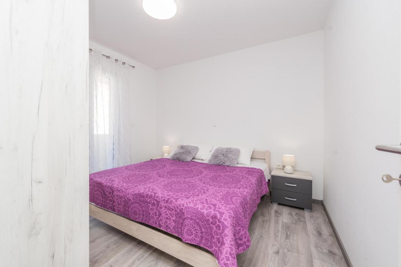 Apartments Janice Пакоштане Экстерьер фото