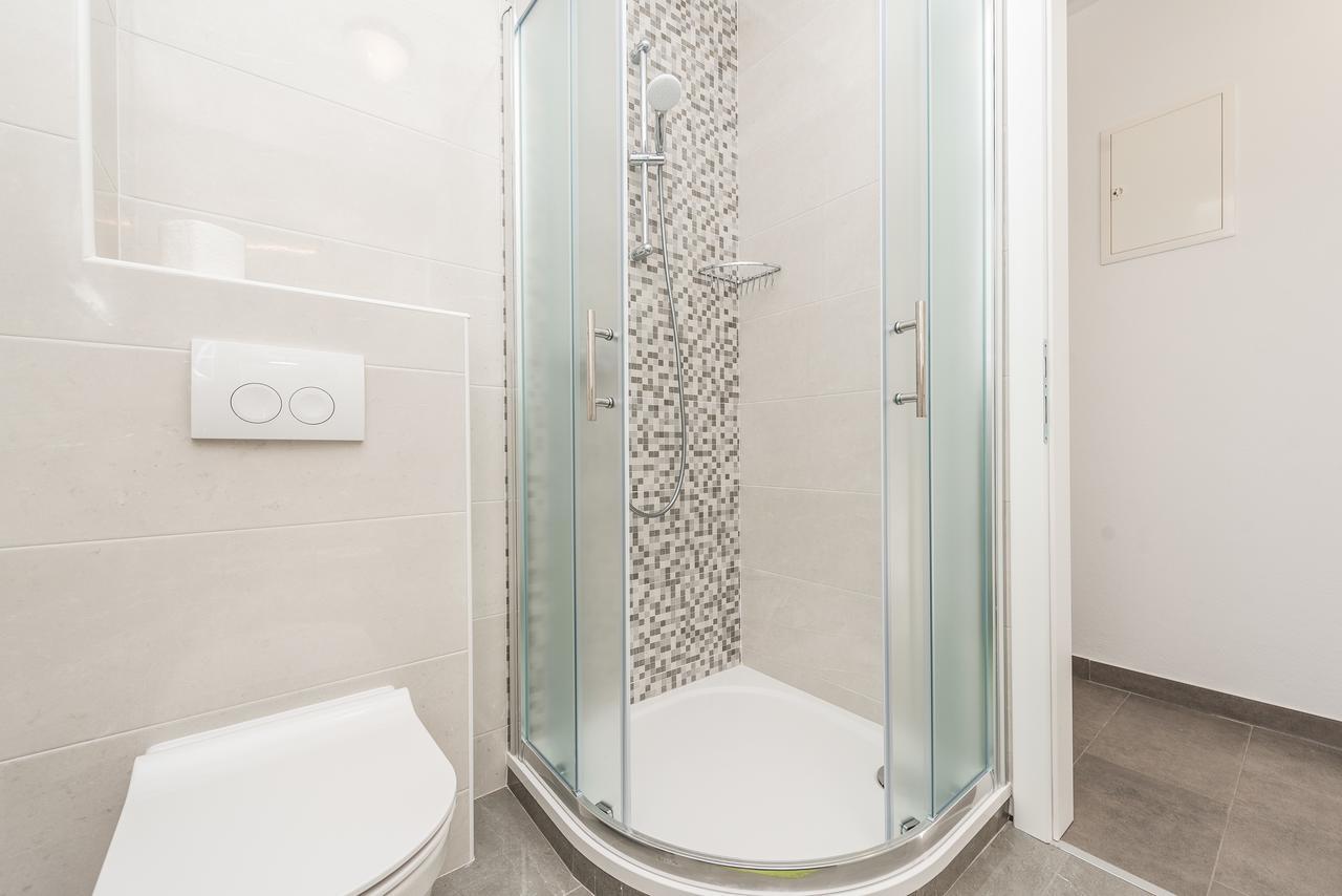 Apartments Janice Пакоштане Экстерьер фото